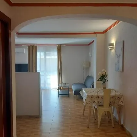 Unique 2-2 アパートホテル トレビエハ